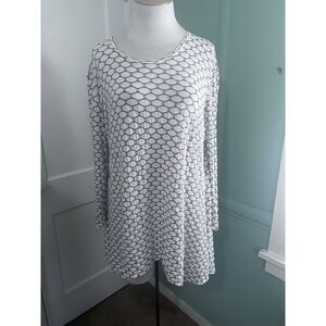 Tianello White and tan Green Bubble Rayon Blend Stretchy Long Asbury Tunic L